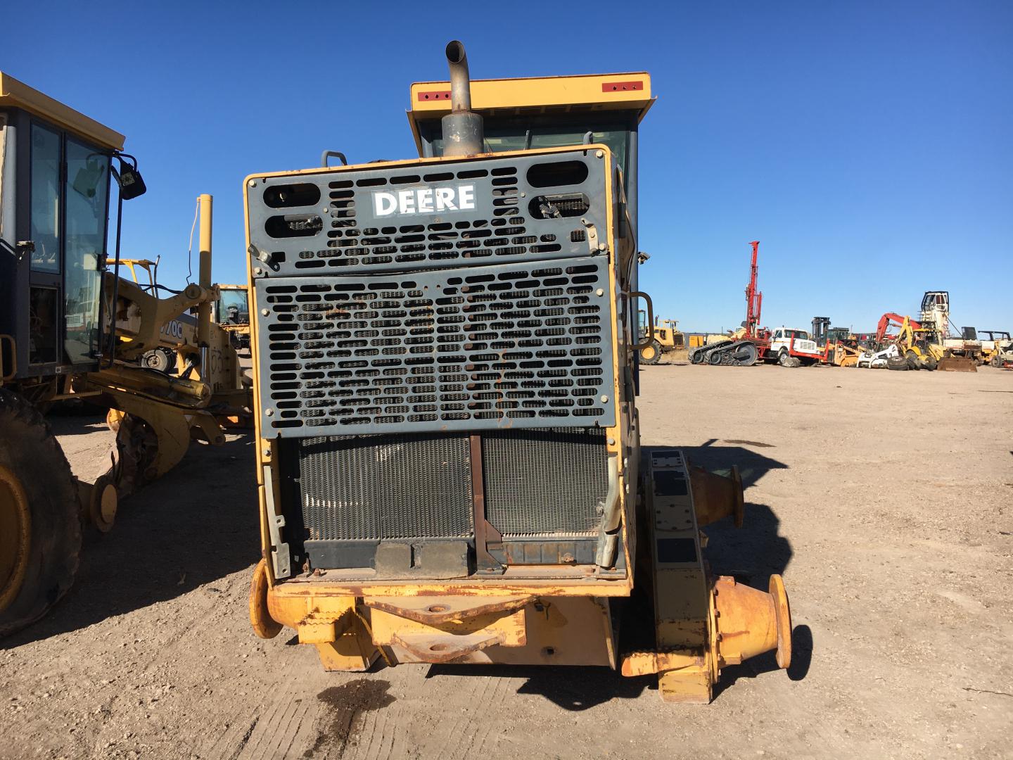 ./imagenes/INVOICE/2019/16408/MOTOCONFORMADORA JOHN DEERE_670CH (16).JPG